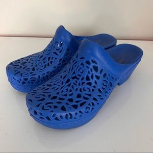 Dansko Pippa Blue Clogs Size 39